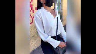 Sexe Pour De Largent à Hot MILF Dans La Rue Je Lui Donne De Largent Pour Une Pipe Publique et