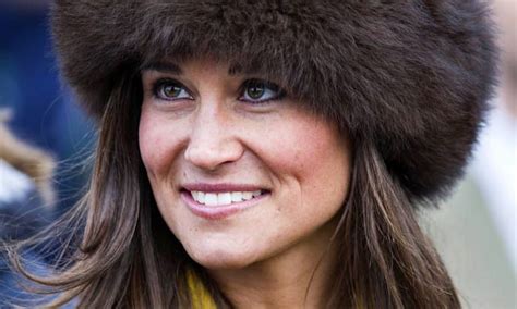 Pippa Middleton Turns Heads In Karen Millen Coat Thats Selling Out