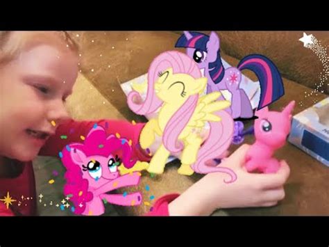 Открываем пони и выращиваем сюрприз в яйце🥚🦄 - YouTube