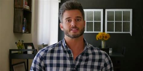 Matthew Dempsey Psychotherapist Shares Video About Gay Men And Body Image