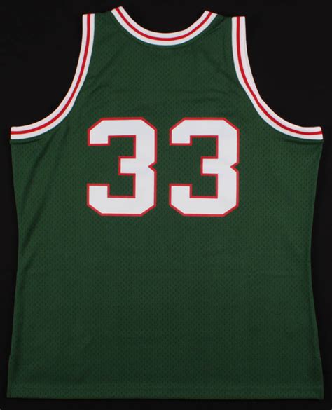 Kareem Abdul-Jabbar Signed Bucks Jersey (Schwartz COA) | Pristine Auction