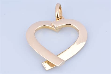 Pendentif Coeur En Or Jaune Carats Bijoux Et Montres Plazzart