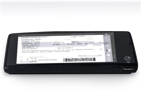 YotaPhone с двойтым дисплеем: электронная книга и смартфон ...