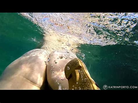 Busty Hairy PAWG Swimming Naked And Flashing In Public XNXX