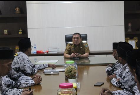 Pgri Buol Siap Jadi Tuan Rumah Konferensi Kerja Tahun Suarautara