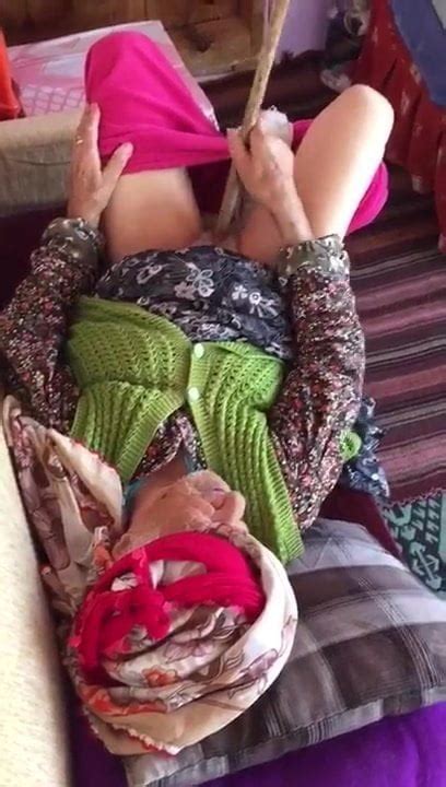 Caught Horny Granny Masturbating Free HD Porn XHamster XHamster