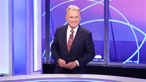 Pat Sajak Hosts His Final Wheel Of Fortune Says Goodbye To Viewers