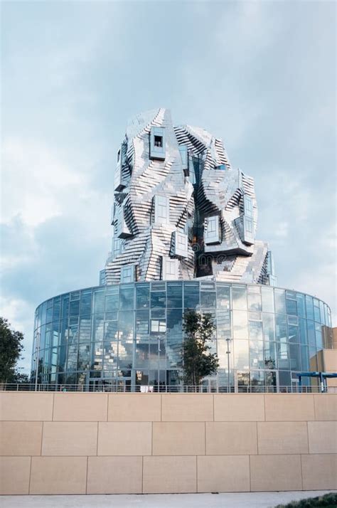 Frank Gehry Twisting Tower Centro Cultural De Luma Arles Imagen