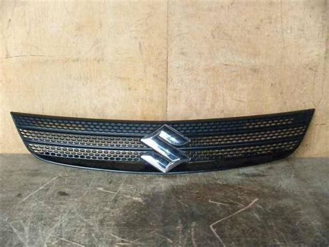 Купить Решетка радиатора Suzuki SX4 2008 [71741-80J00-5PK] во ...