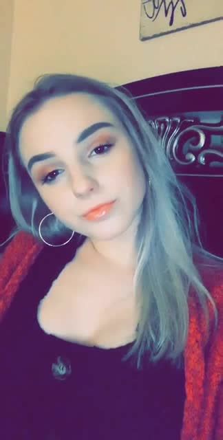 Blonde Doll Spreading Cream All Over Her Sexy Amateur Teenage Feet And