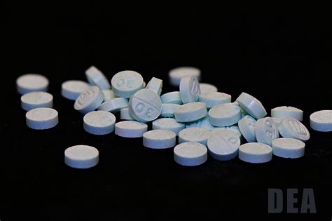 Vague de Surdoses à Montréal Quest ce que le Fentanyl de Rue GROUPE GAY GLOBE MÉDIA LE POINT