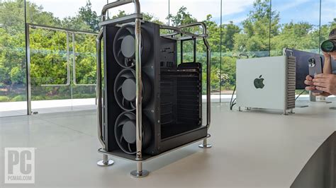 Inside the Apple Mac Pro 2023: M2 Ultra Lands in the Biggest Apple