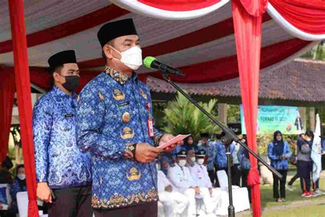 Upacara Kesadaran Nasional Wakil Bupati Serahkan Sk Cpns Pemkab