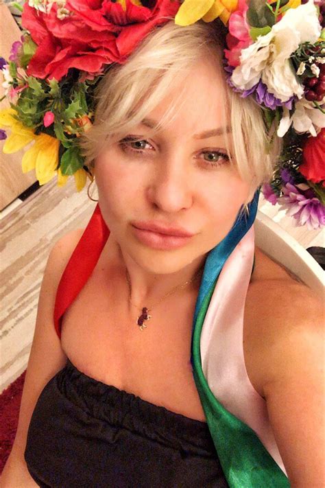 Charming Elena Y O From Kiev With Blonde Hair Id Ladadate