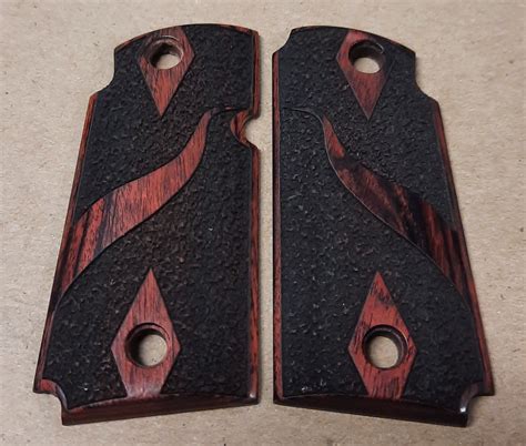 Kimber Micro 9 Classic Panel Stipple Rosewood