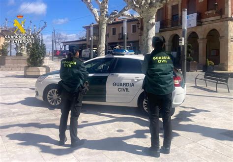 Palencia Detenidos tres jóvenes por robos en cuatro negocios de