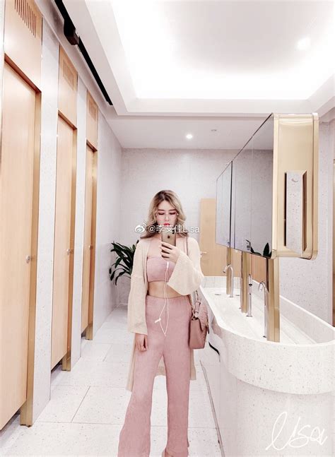 Hot Girl M Ng Xinh P Sang Ch Nh C C Tri U Follow H A Ra L I B N Kh B B C Ph T Qu T