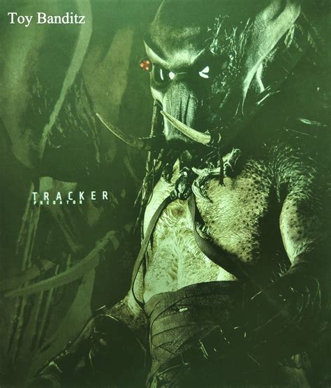 Toy Banditz Tracker Predator From Hot Toys