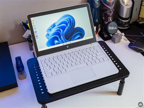 Microsoft’s Surface Laptop SE is a ‘ChrEdgebook’ for students