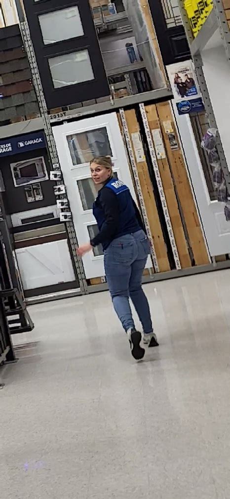 Nerdy Blonde PAWG P2 Tight Jeans Forum