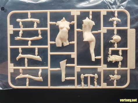 Gsc Plamax Naked Angel Julia Vertony S Dungeons