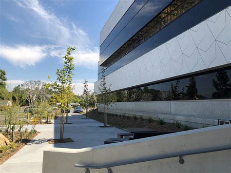 13160 Mindanao Way, Marina Del Rey, CA 90292 - Marina Edge | LoopNet