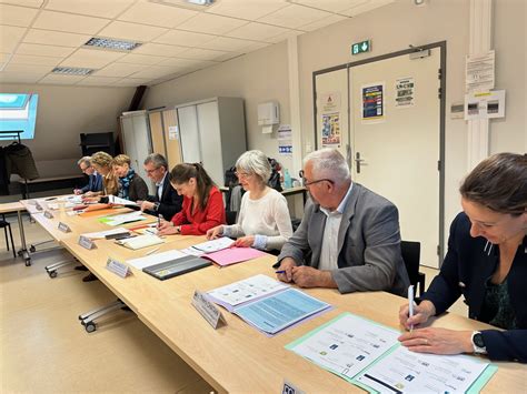 Lot Signature Du Sch Ma D Partemental Des Services Aux Familles Et De