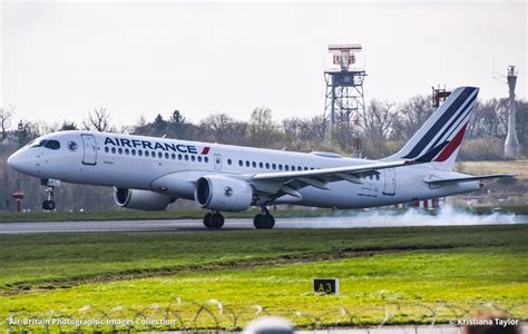 Airbus A220 300 F HZUT 55210 Air France AF AFR ABPic