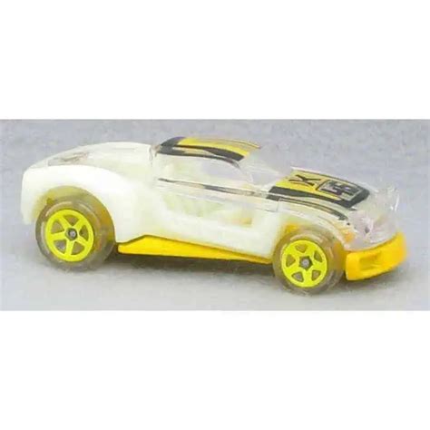 Hot Wheels X Raycers Lightnin Bug Universo Hot Wheels
