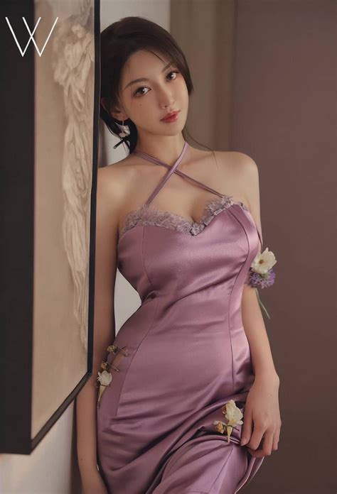Bạn gái hot girl của Huỳnh Hiểu Minh bị chồng cũ vạch trần quá khứ ăn vụng doạ sẽ nói toàn bộ
