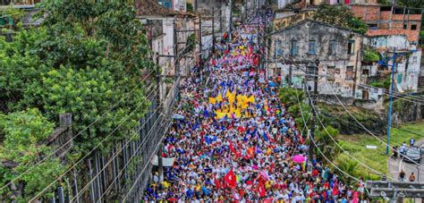 Lula atrai multidão em caminhada o povo baiano Brasil 247