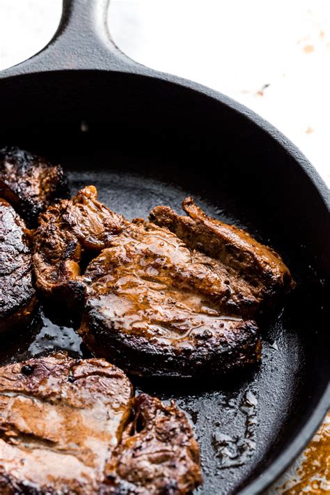 how to cook a filet mignon in a pan