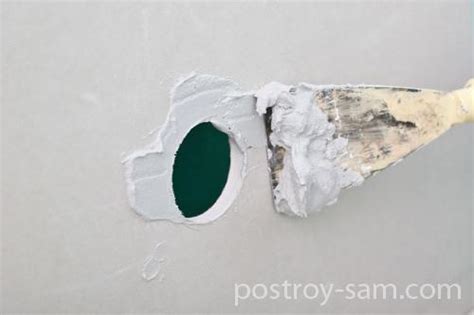 Заделка отверстий в гипсокартоне. Как заделать круглое отверстие от ...
