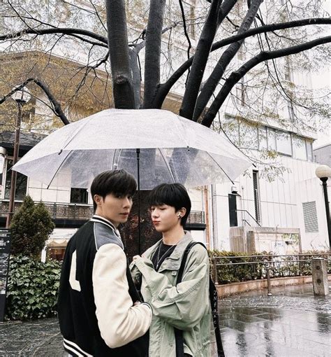 Pin By St Phanie Feliciano On Zeenunew Couple Poses Reference Cute Gay Couples Cute Gay