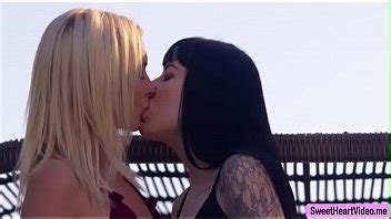 Aiden Use Strapon And Fuck Goths Pussy XVIDEOS