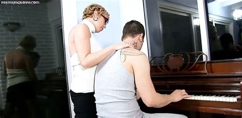 Free Grandmas Pussy Porn Videos XHamster