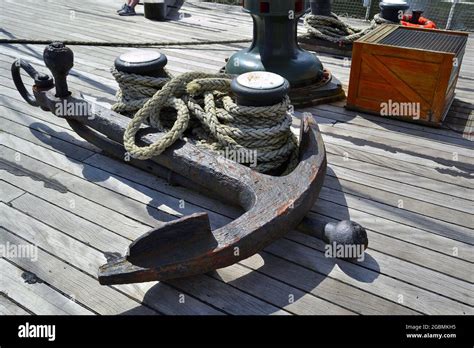 Glenlee and the Clyde Stock Photo - Alamy
