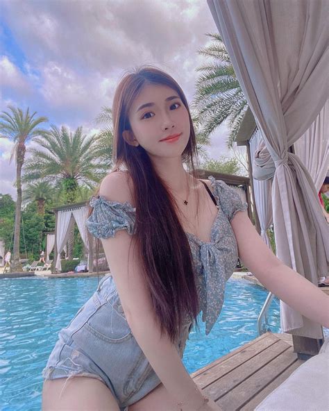 Hot Mom I Si U Th M C Trang Ph C H B O T M T Ng I Nh N