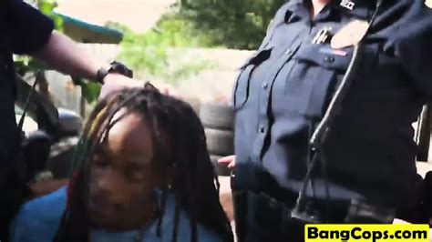 Black Convict Goes Hardcore Into Those Round Police Asses