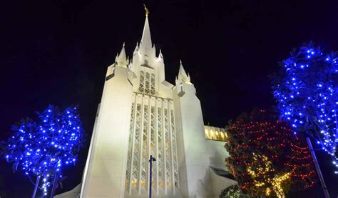 How Mormon Volunteers Launch the Best Christmas Lights in San Diego - Times of San Diego