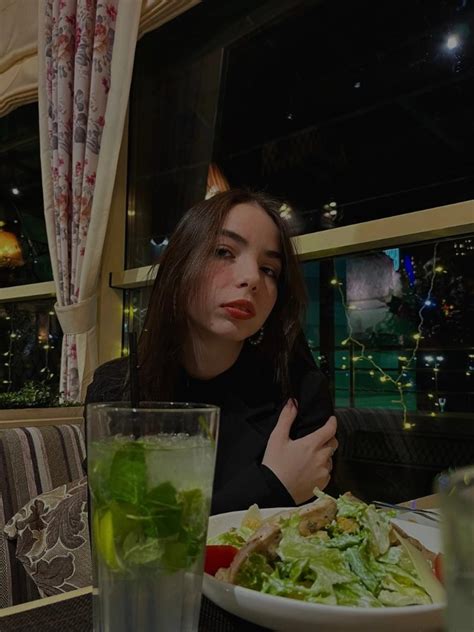 Create Meme People Brunette Woman Pictures Meme Arsenal