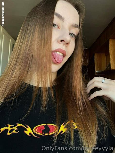 Leeeeyyyla Nude OnlyFans Leaks Fappening FappeningBook