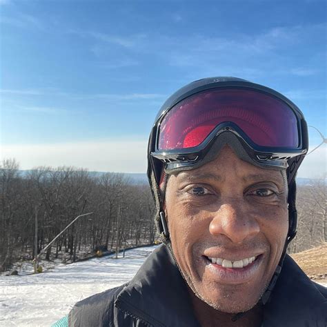 From NYC happy pre NYE, we have survived 2025 a year of many changes, I