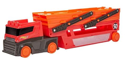 Hot Wheels Mega Kamion Za Prijevoz Automobila Mattel Kao Novo