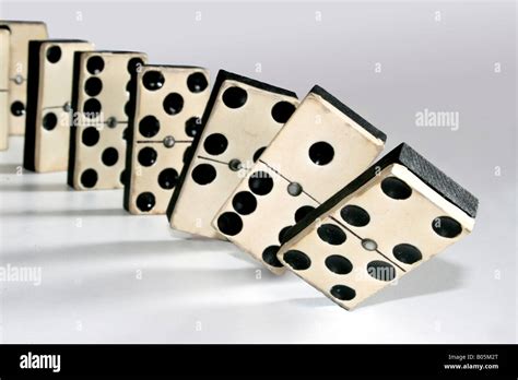 Dominoes Falling Hi Res Stock Photography And Images Alamy