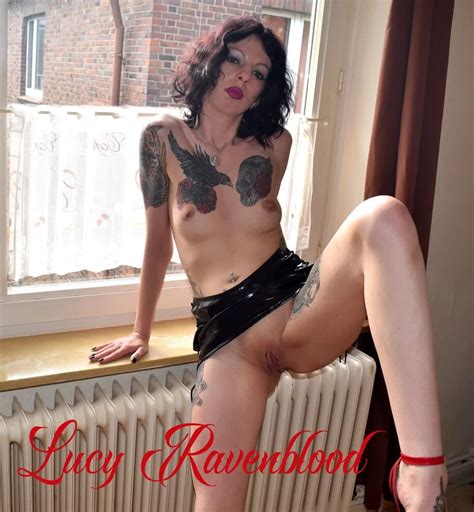 Slut Spreading Legs For All Nude Pics XHamster