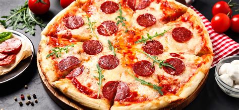 Як приготувати піцу пепероні - готуємо вдома за зручним рецептом — Шуба