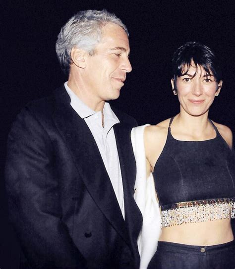 10 Hot Sexy Ghislaine Maxwell Bikini Pics