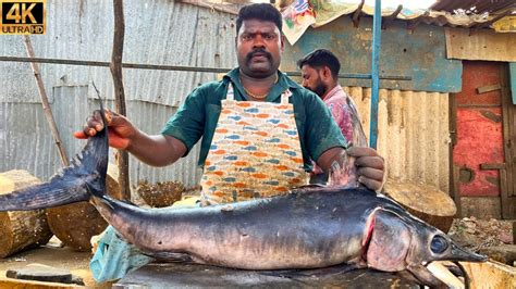 Kasimedu Speed Selvam Big Panni Kola Fish Cutting In Kasimedu