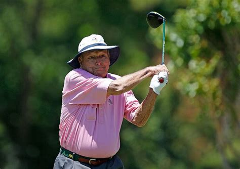 The World’s Wealthiest Golfers: Who Are They?